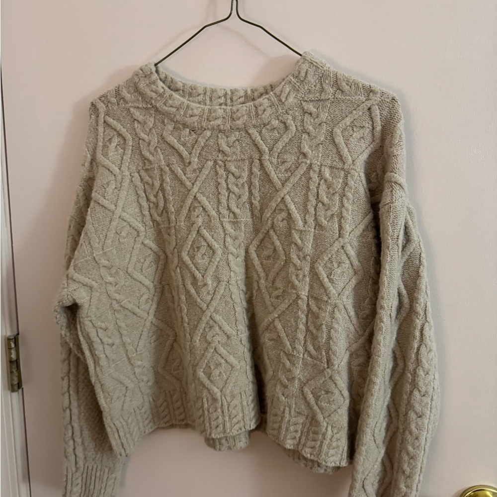 Cozy Cable Knit Sweater - Cream
